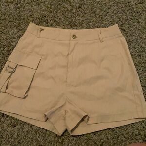 khaki shorts